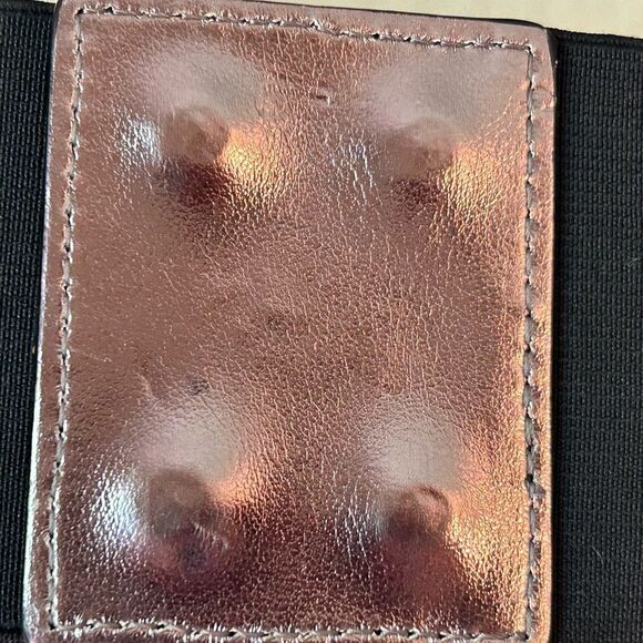 NWT - WHBM Elegant Silver, Gold, Black Beaded & Sequence Belt - Large - Picture 5 of 6